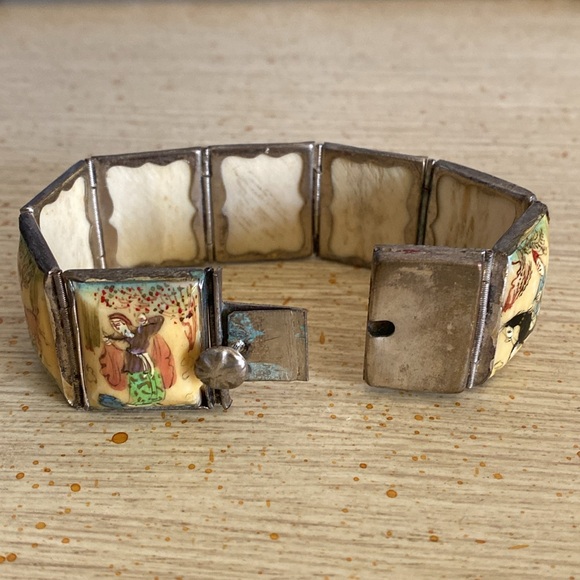 ✨Rare✨Vintage Hand Painted Persian Storyteller Bracelet - Picture 7 of 10